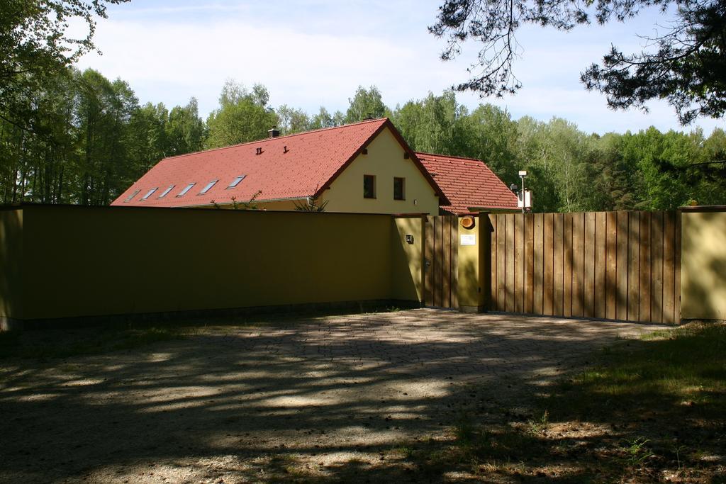 Penzion U Blatce Hotel Nové Hrady Екстериор снимка